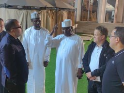 DINER OFFERT PAR LE PRESIDENT BAYE CISS LA RYAD, SA RESIDENCE PRIVEE A SON EXCELLENCE L'AMBASSADEUR D'ALGERIE